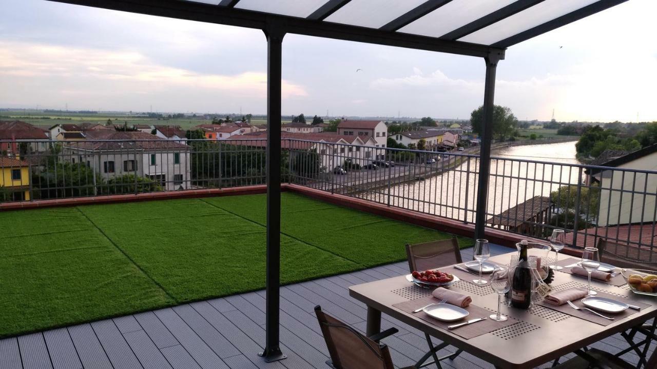 Palazzo Spada - Attico Con Terrazza Vista Fiume In Centro Codigoro Εξωτερικό φωτογραφία